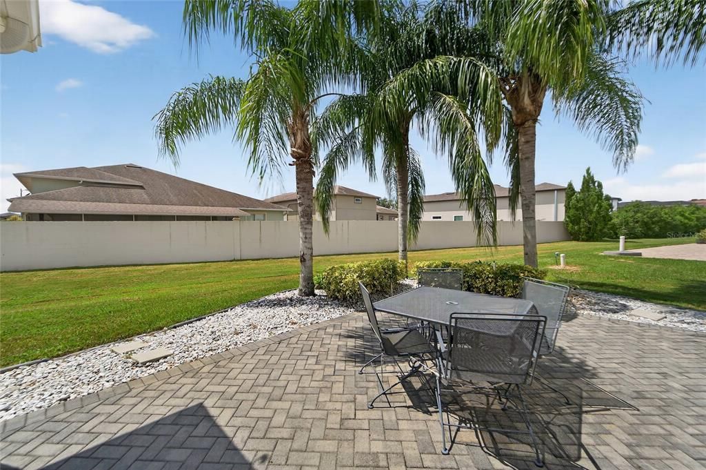 En Venta: $645,000 (3 camas, 2 baños, 1993 Pies cuadrados)