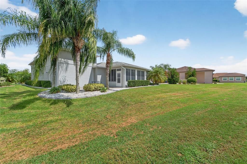 En Venta: $645,000 (3 camas, 2 baños, 1993 Pies cuadrados)