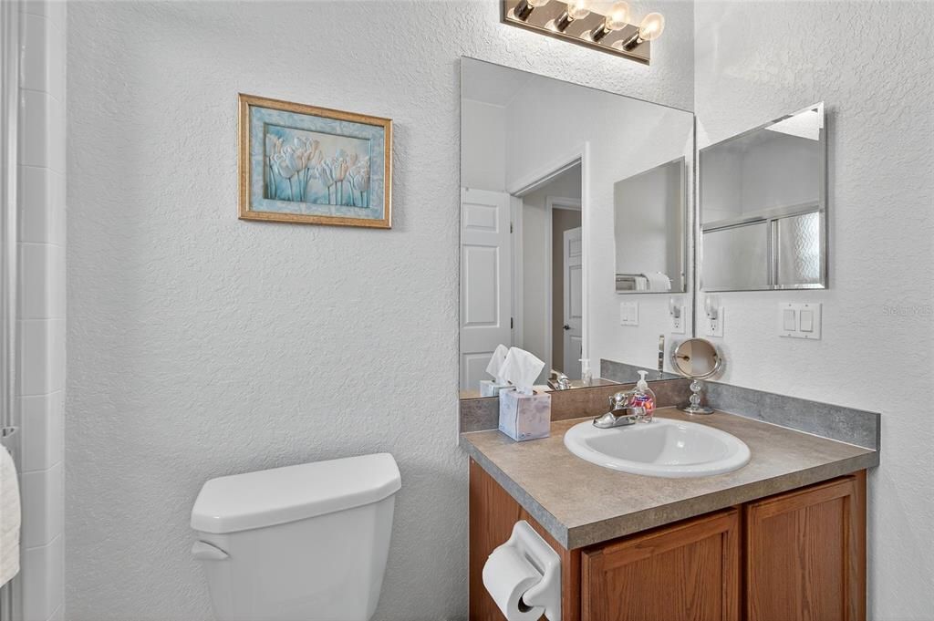 En Venta: $645,000 (3 camas, 2 baños, 1993 Pies cuadrados)