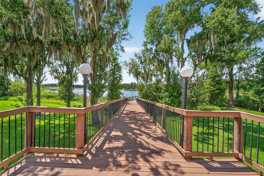 En Venta: $645,000 (3 camas, 2 baños, 1993 Pies cuadrados)