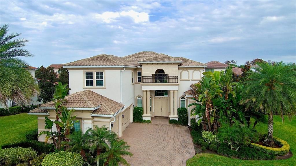 For Rent: $13,500 (7 beds, 5 baths, 5221 Square Feet)