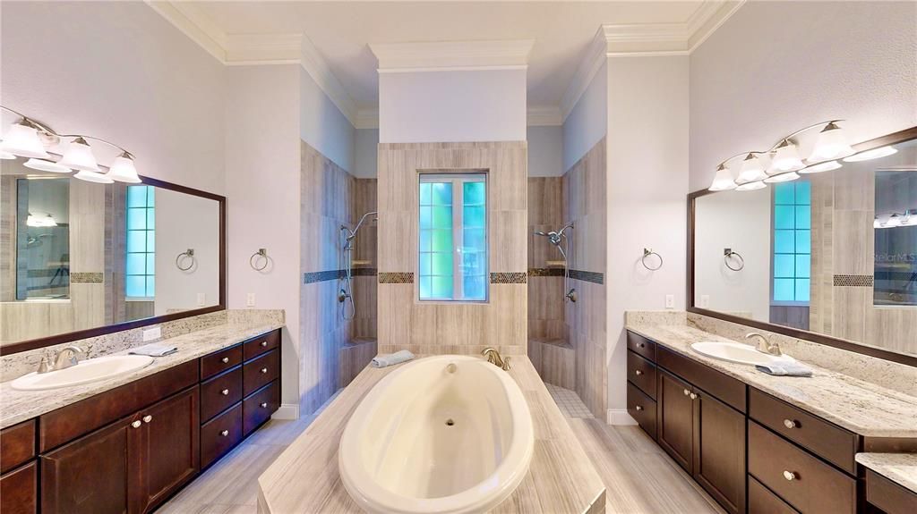 For Rent: $13,500 (7 beds, 5 baths, 5221 Square Feet)