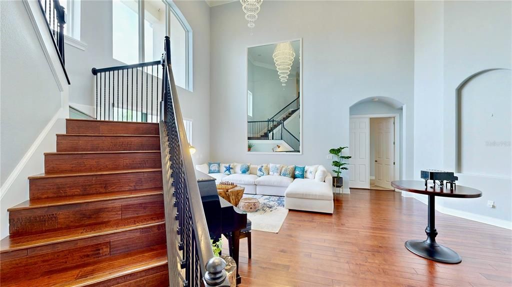 For Rent: $13,500 (7 beds, 5 baths, 5221 Square Feet)