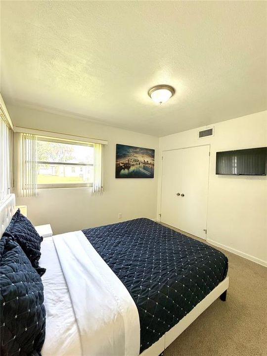 For Sale: $325,000 (3 beds, 2 baths, 1622 Square Feet)