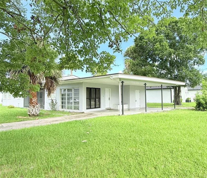 For Sale: $325,000 (3 beds, 2 baths, 1622 Square Feet)