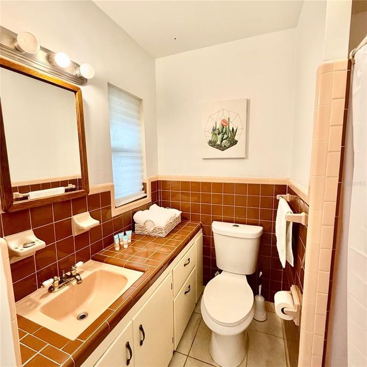 For Sale: $325,000 (3 beds, 2 baths, 1622 Square Feet)