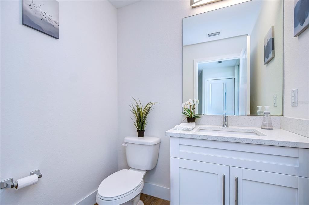 Active With Contract: $299,000 (2 beds, 2 baths, 1258 Square Feet)