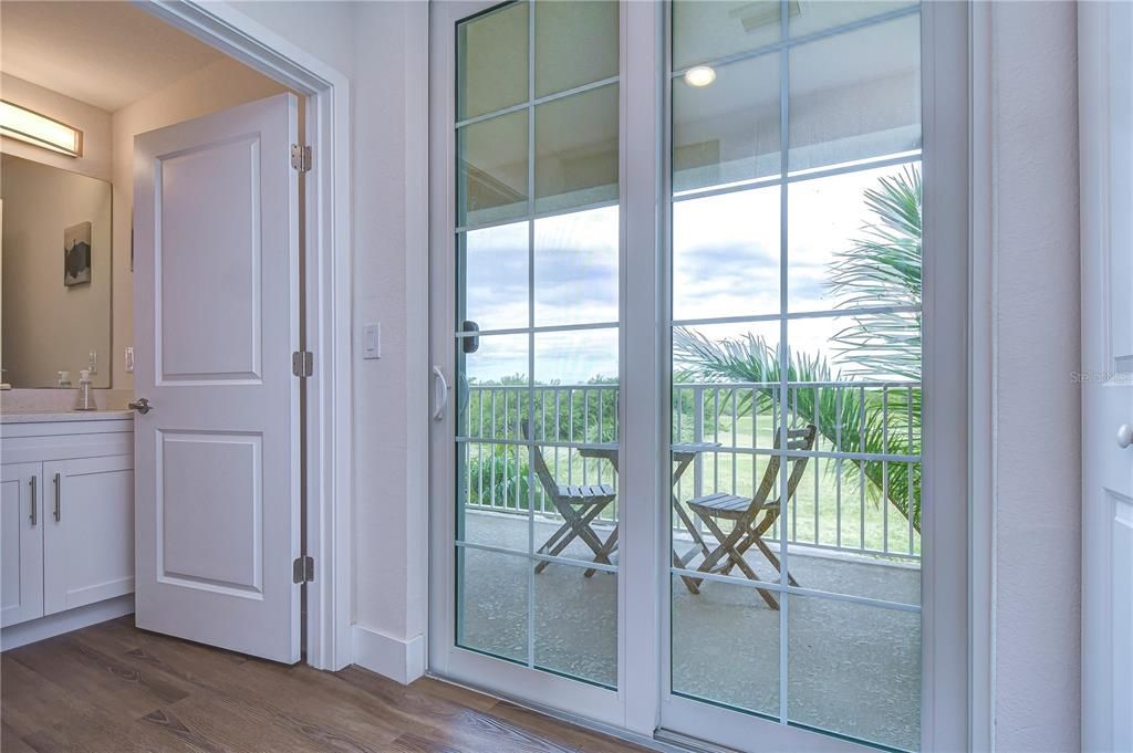 Active With Contract: $299,000 (2 beds, 2 baths, 1258 Square Feet)