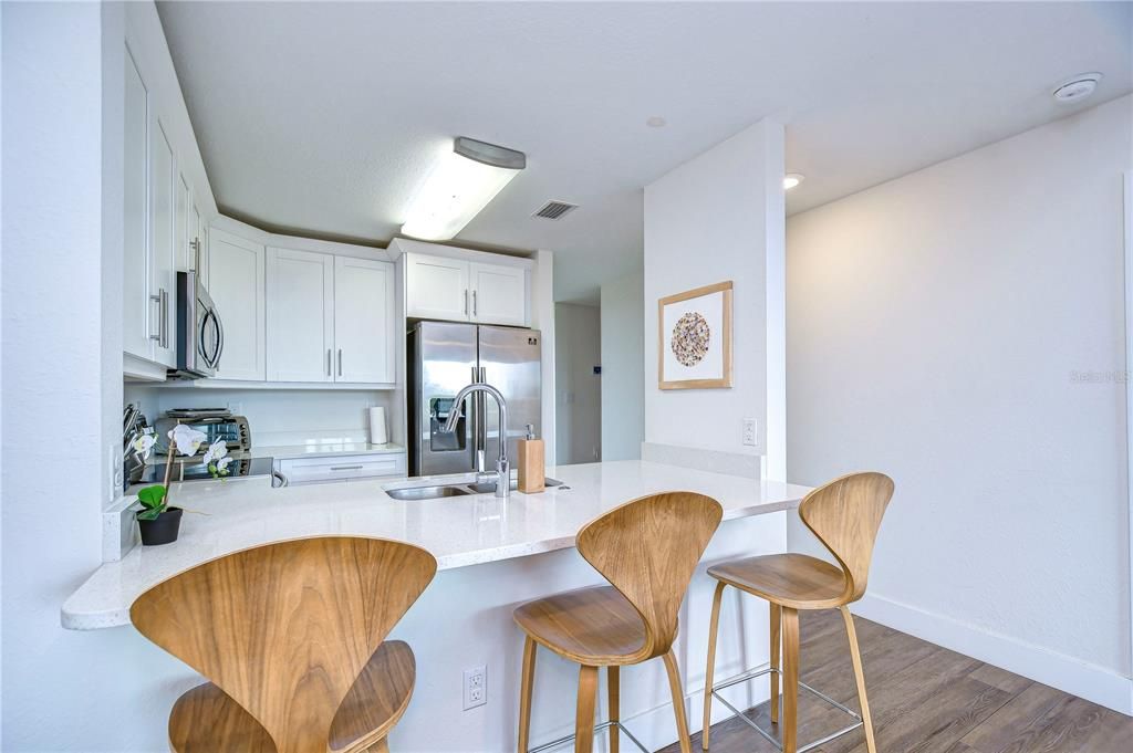 Active With Contract: $299,000 (2 beds, 2 baths, 1258 Square Feet)