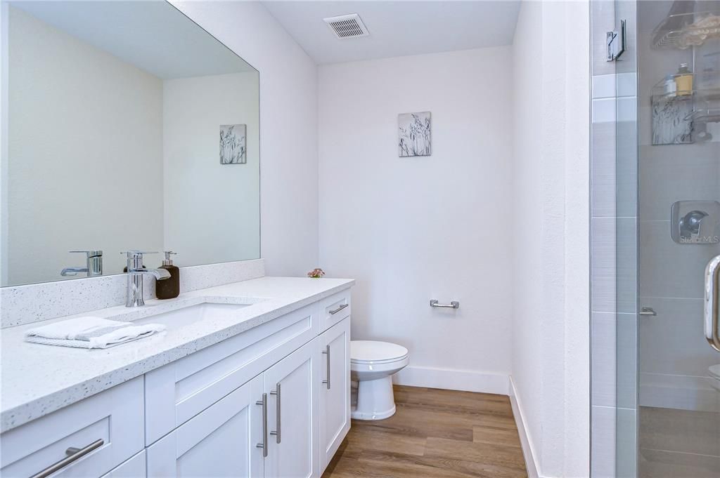 Active With Contract: $299,000 (2 beds, 2 baths, 1258 Square Feet)