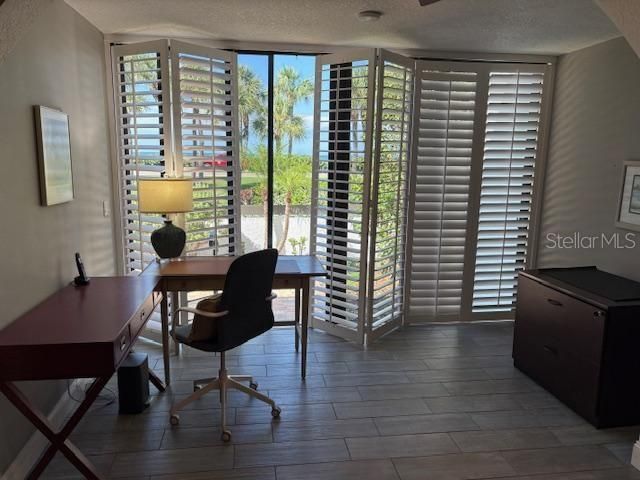 For Rent: $7,000 (3 beds, 2 baths, 1909 Square Feet)