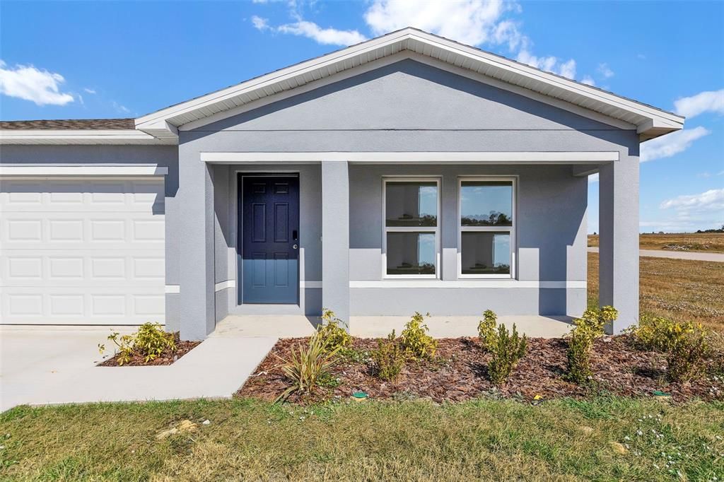 合同活跃: $249,990 (4 贝兹, 2 浴室, 1666 平方英尺)