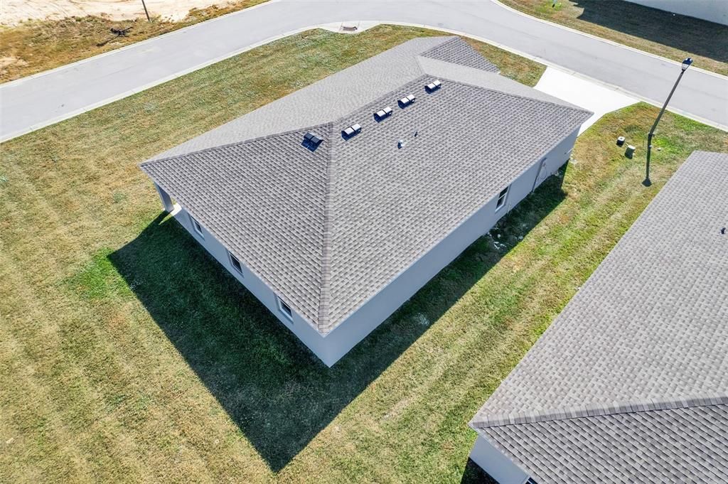 合同活跃: $249,990 (4 贝兹, 2 浴室, 1666 平方英尺)