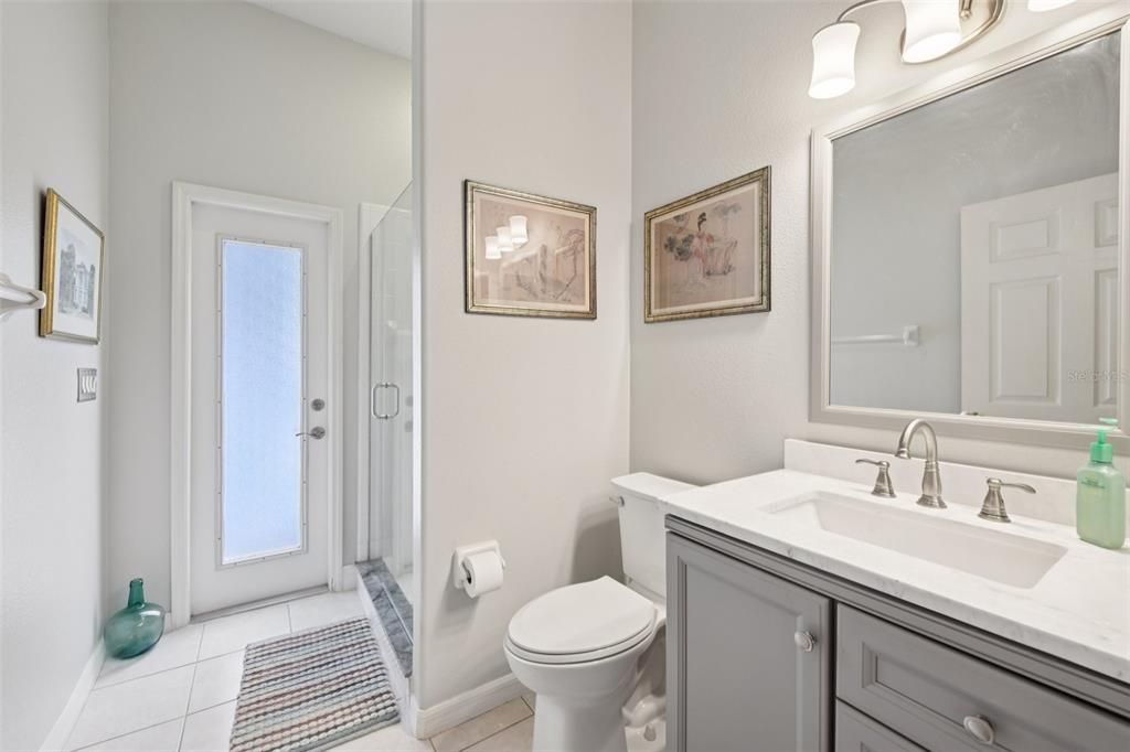 合同活跃: $620,000 (4 贝兹, 3 浴室, 2533 平方英尺)