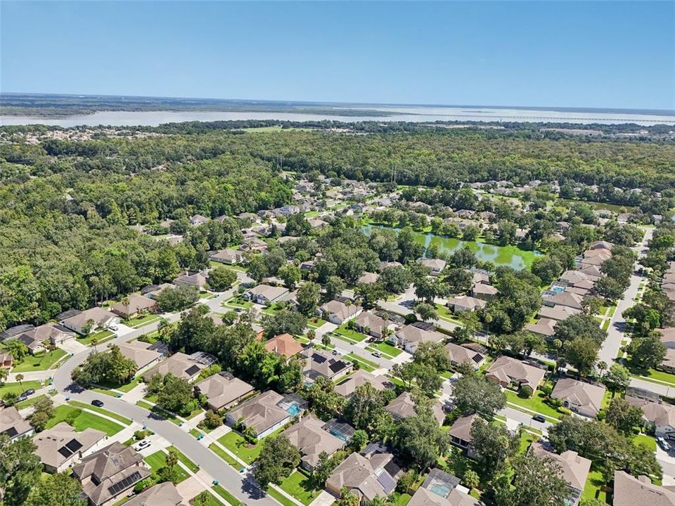 合同活跃: $620,000 (4 贝兹, 3 浴室, 2533 平方英尺)