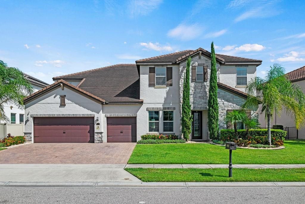 For Sale: $1,799,000 (6 beds, 6 baths, 5422 Square Feet)