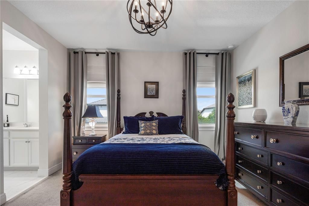 For Sale: $1,799,000 (6 beds, 6 baths, 5422 Square Feet)