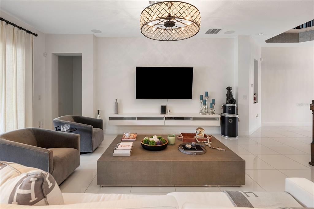 For Sale: $1,799,000 (6 beds, 6 baths, 5422 Square Feet)