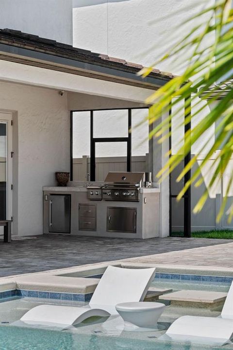 For Sale: $1,799,000 (6 beds, 6 baths, 5422 Square Feet)