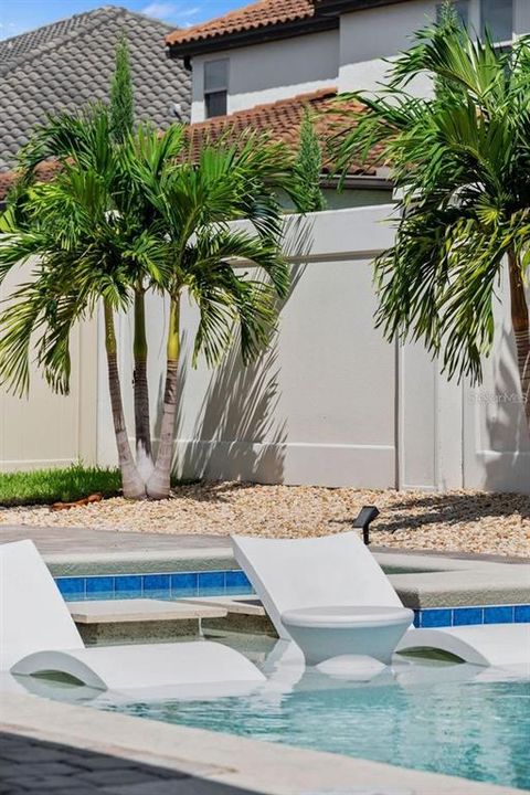 For Sale: $1,799,000 (6 beds, 6 baths, 5422 Square Feet)