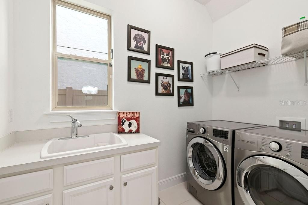 For Sale: $1,799,000 (6 beds, 6 baths, 5422 Square Feet)