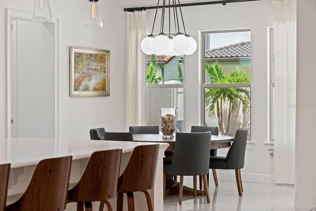 For Sale: $1,799,000 (6 beds, 6 baths, 5422 Square Feet)