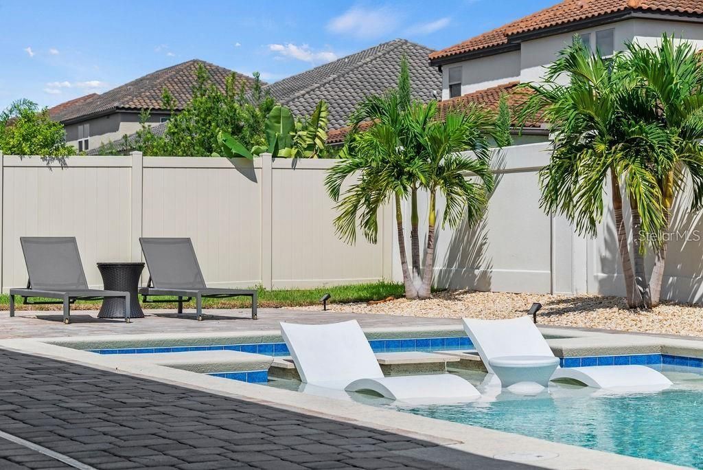 For Sale: $1,799,000 (6 beds, 6 baths, 5422 Square Feet)