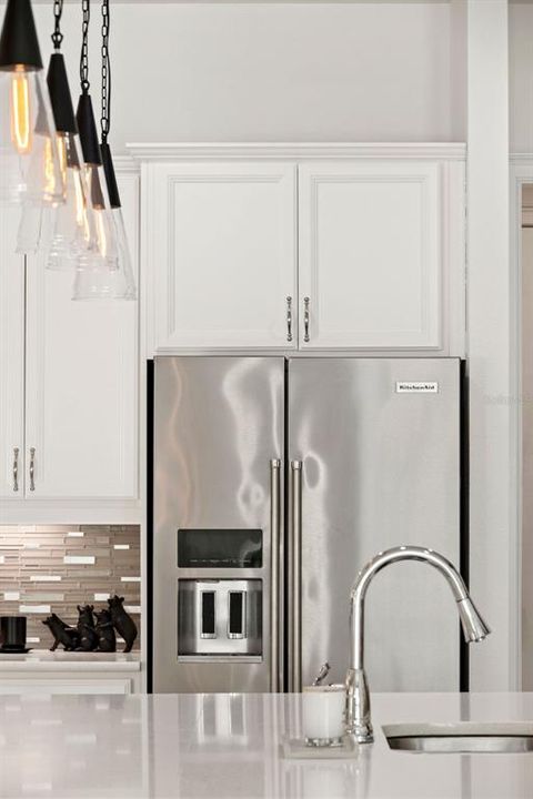 For Sale: $1,799,000 (6 beds, 6 baths, 5422 Square Feet)