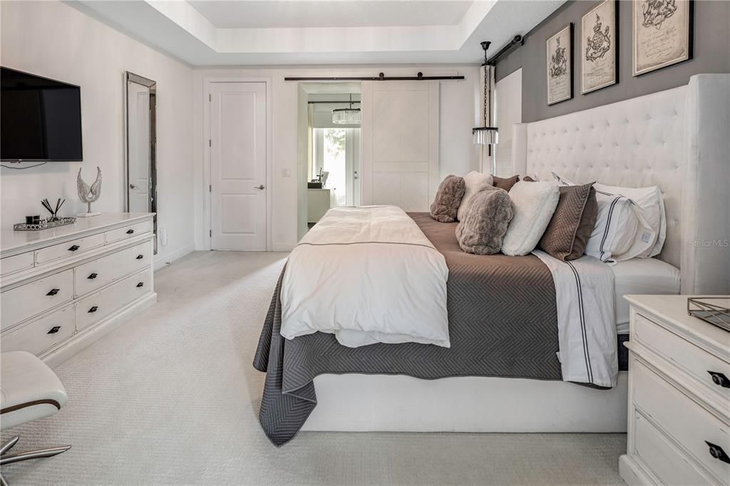 For Sale: $1,799,000 (6 beds, 6 baths, 5422 Square Feet)