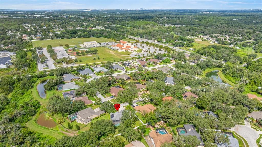 Под контрактом: $750,000 (4 спален, 3 ванн, 3507 Квадратных фут)