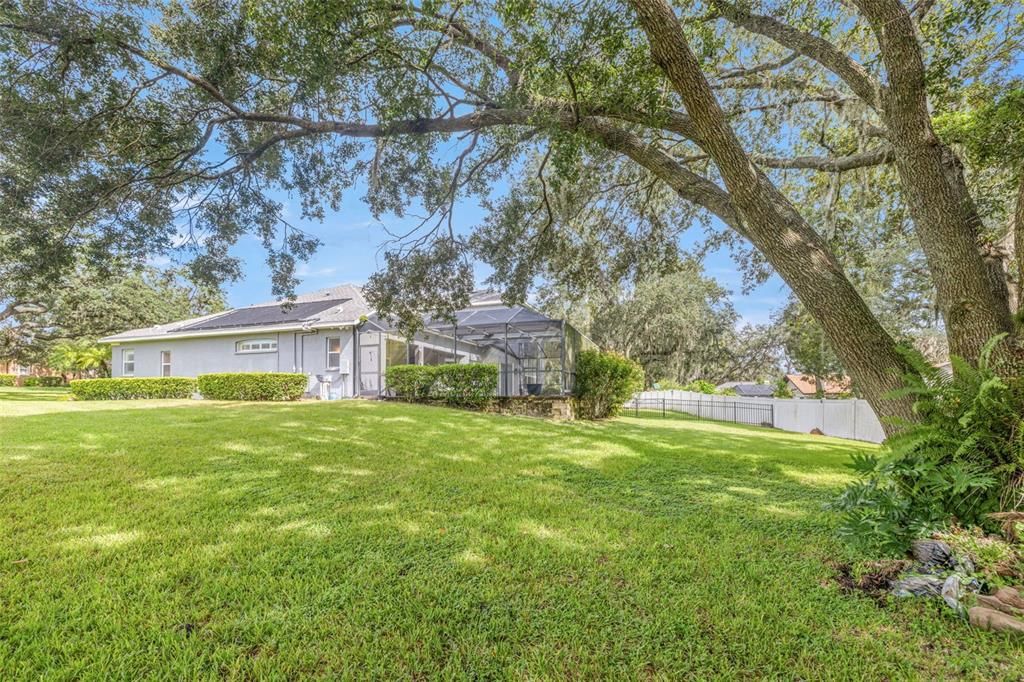 Под контрактом: $750,000 (4 спален, 3 ванн, 3507 Квадратных фут)