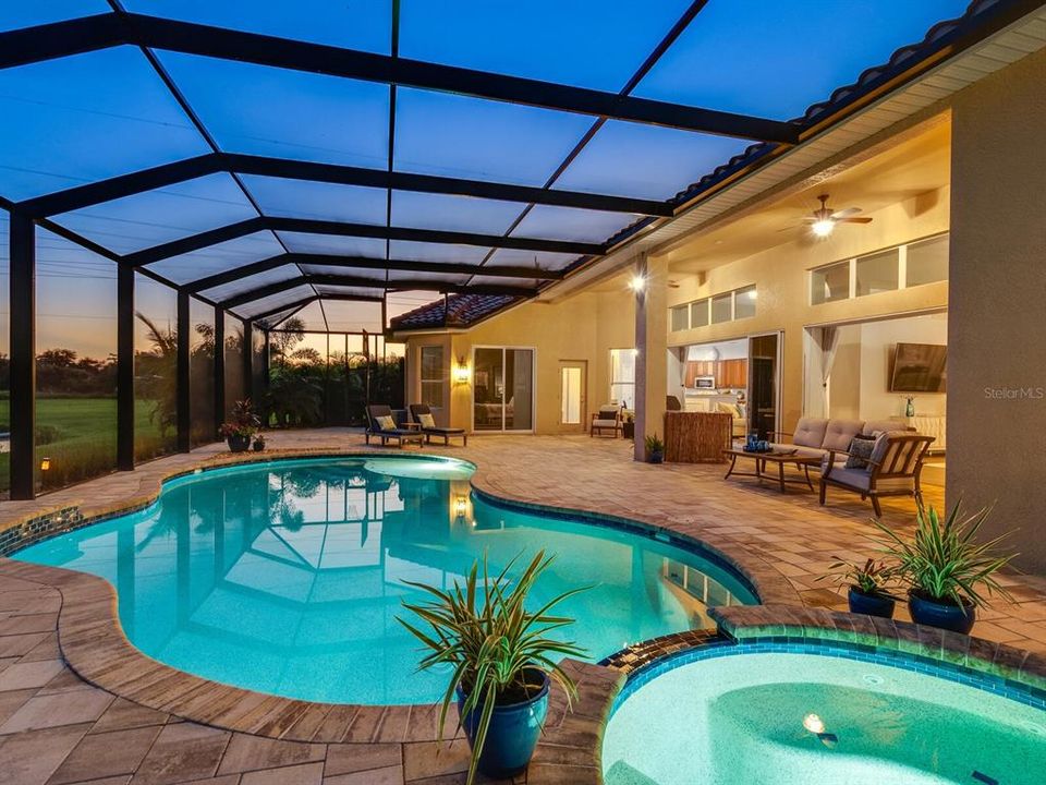 Active With Contract: $1,049,900 (4 beds, 4 baths, 3312 Square Feet)