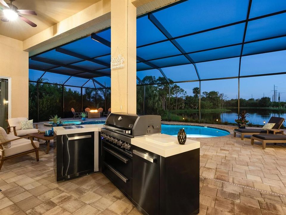 Active With Contract: $1,049,900 (4 beds, 4 baths, 3312 Square Feet)