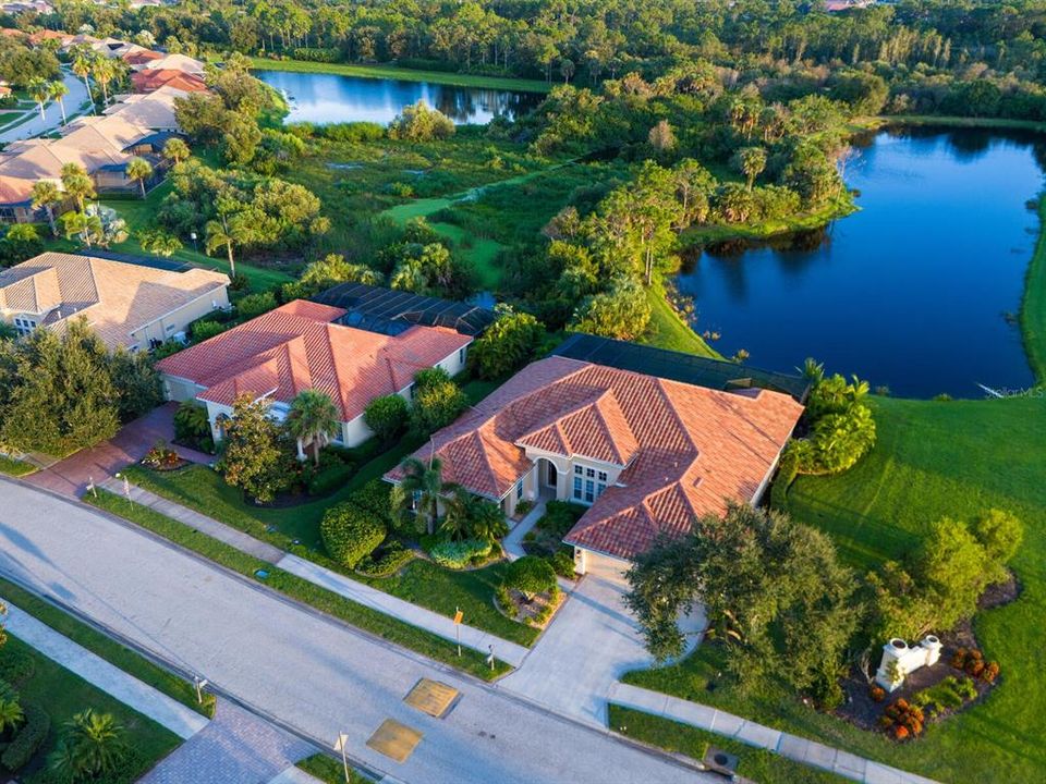 Active With Contract: $1,049,900 (4 beds, 4 baths, 3312 Square Feet)