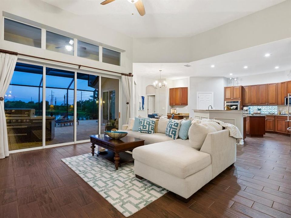 Active With Contract: $1,049,900 (4 beds, 4 baths, 3312 Square Feet)