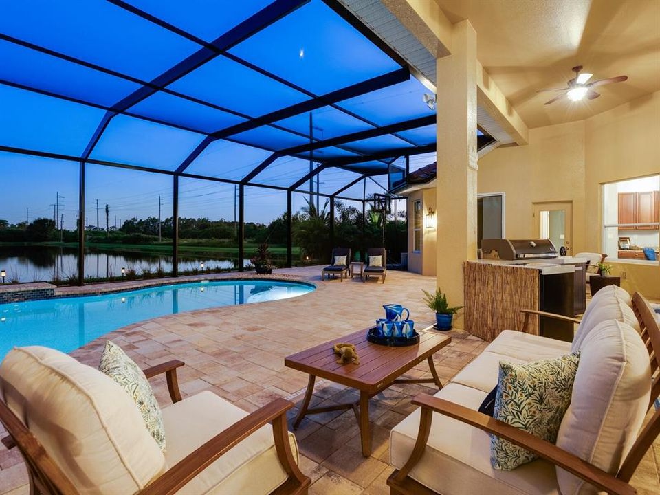 Active With Contract: $1,049,900 (4 beds, 4 baths, 3312 Square Feet)