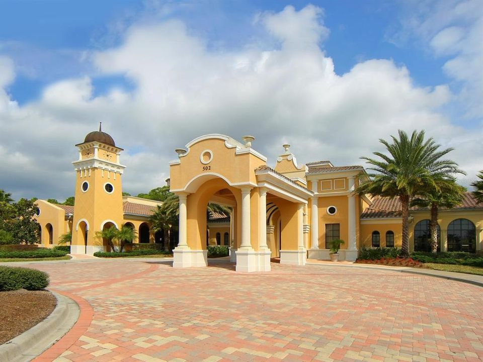 Active With Contract: $1,049,900 (4 beds, 4 baths, 3312 Square Feet)