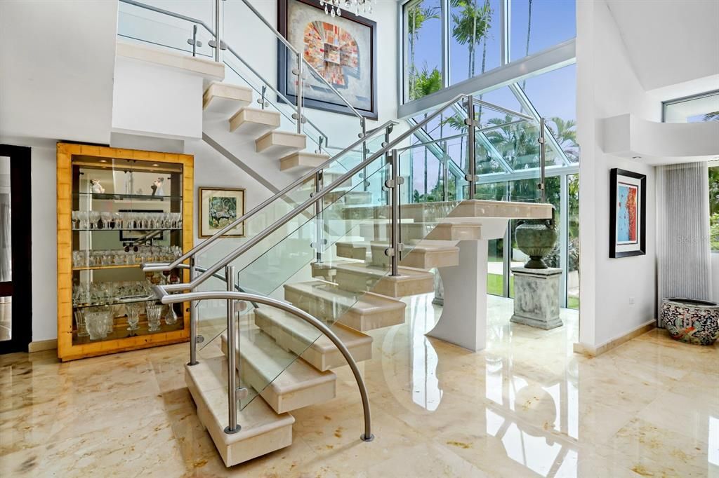 На продажу: $3,785,000 (4 спален, 4 ванн, 4424 Квадратных фут)