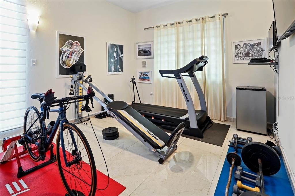 На продажу: $3,785,000 (4 спален, 4 ванн, 4424 Квадратных фут)