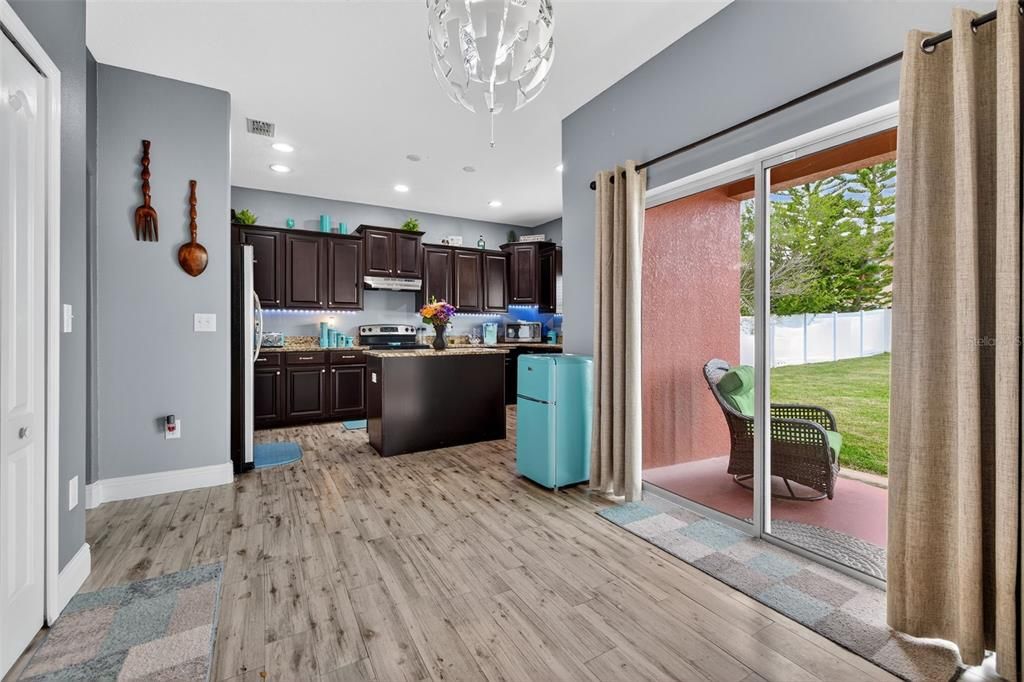 Active With Contract: $459,000 (4 beds, 2 baths, 2496 Square Feet)