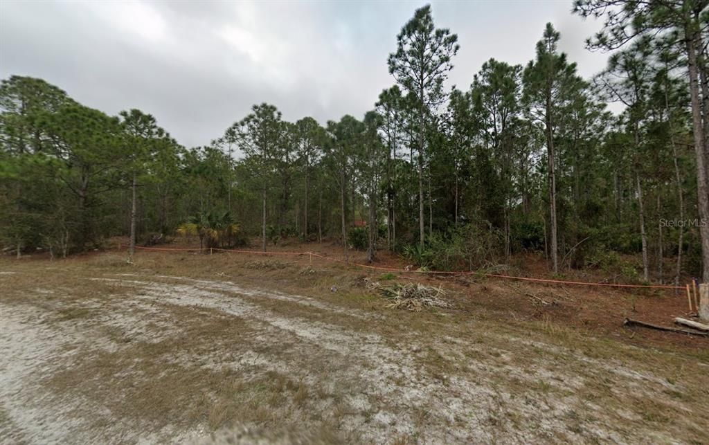 На продажу: $30,500 (0.46 acres)