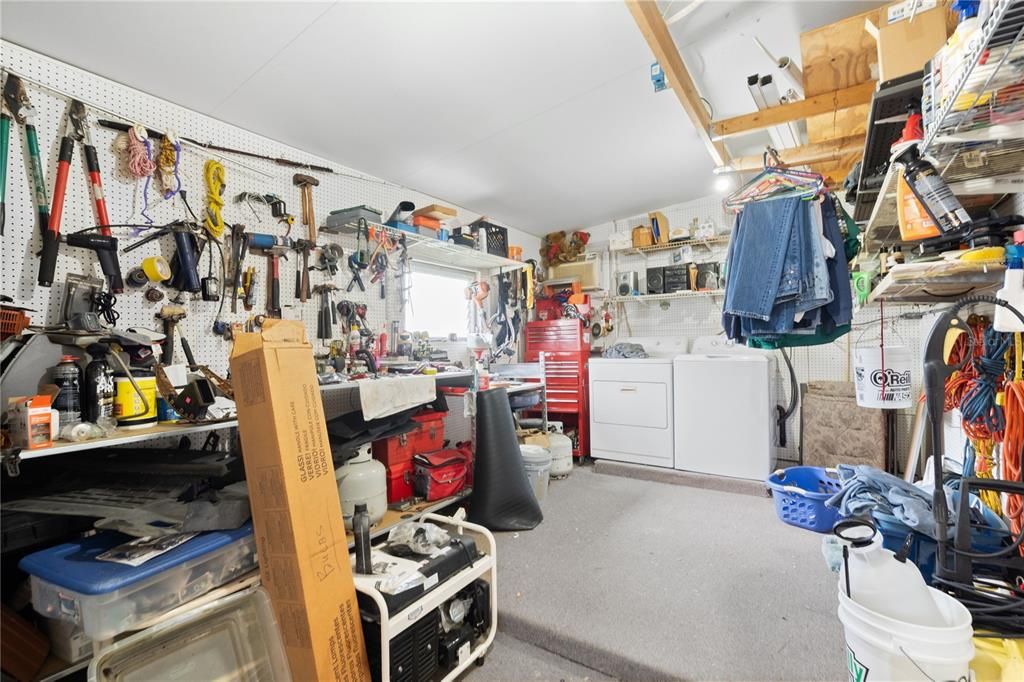 For Sale: $200,000 (2 beds, 2 baths, 1248 Square Feet)