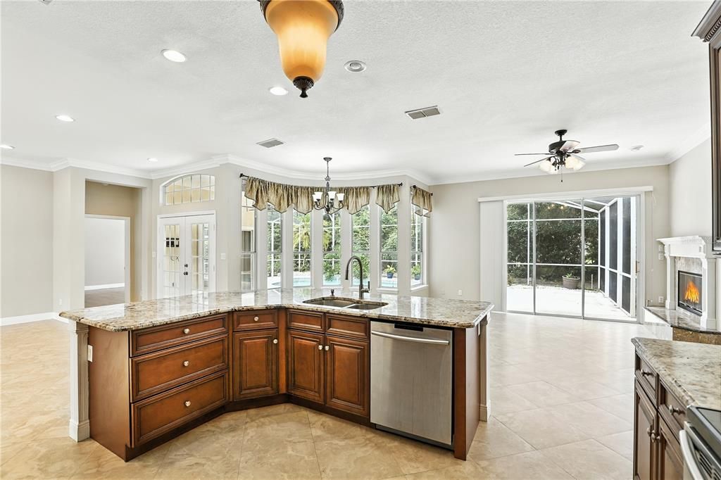 Active With Contract: $675,000 (4 beds, 3 baths, 2363 Square Feet)