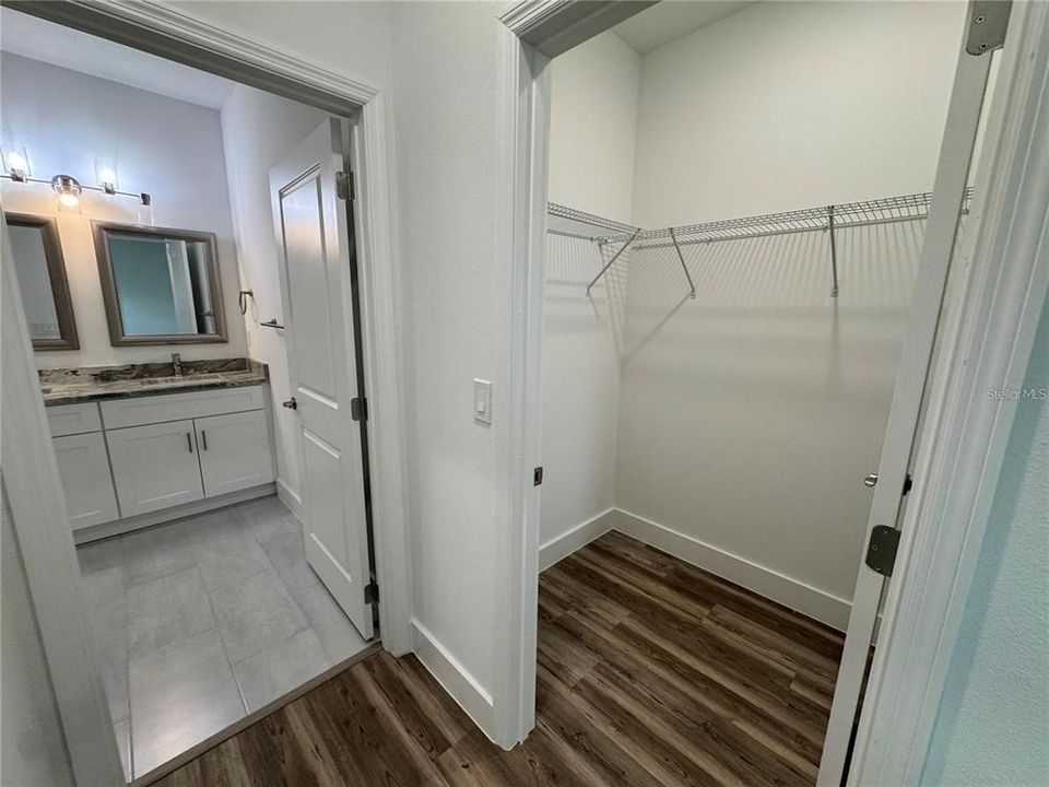 出租: $1,900 (4 贝兹, 3 浴室, 1797 平方英尺)