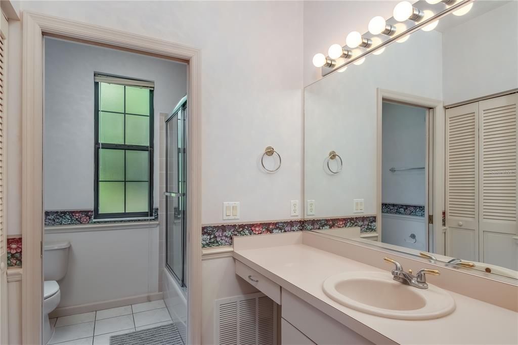 En Venta: $625,000 (2 camas, 2 baños, 2096 Pies cuadrados)