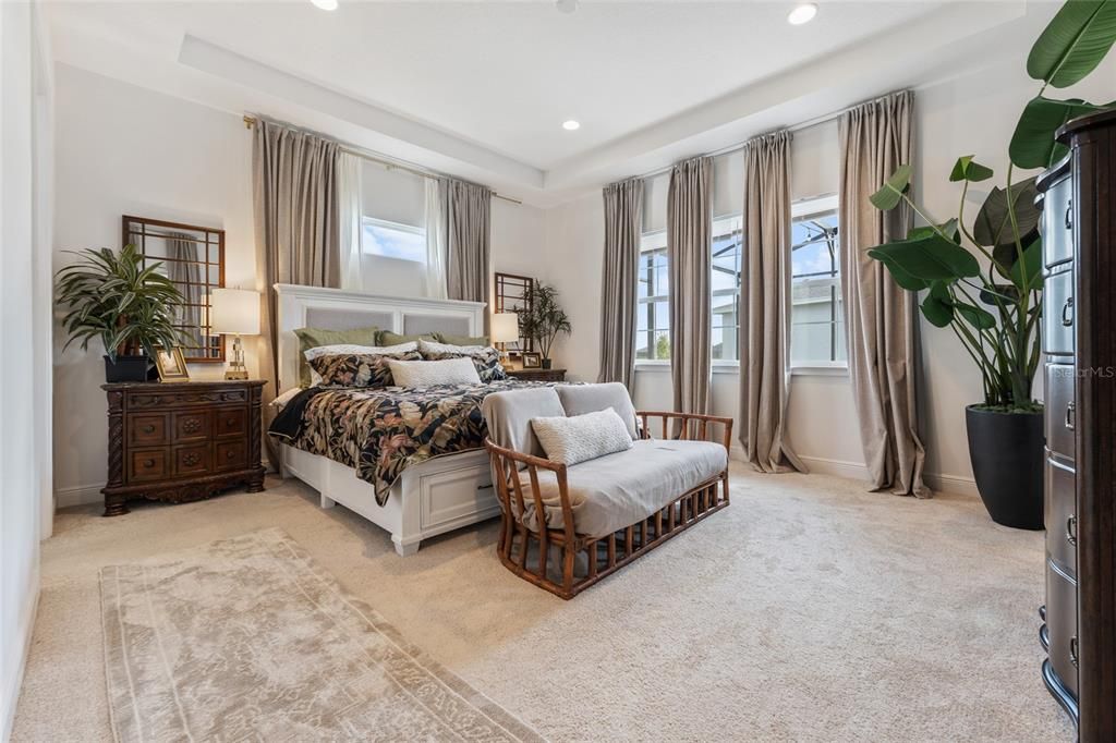 For Sale: $585,000 (3 beds, 3 baths, 2365 Square Feet)