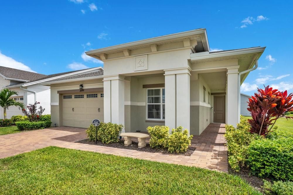 For Sale: $585,000 (3 beds, 3 baths, 2365 Square Feet)