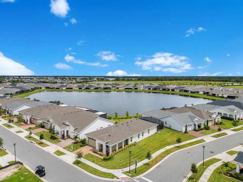 For Sale: $585,000 (3 beds, 3 baths, 2365 Square Feet)