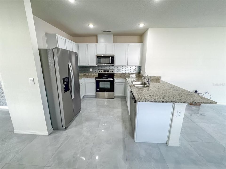 For Rent: $2,200 (3 beds, 2 baths, 1504 Square Feet)