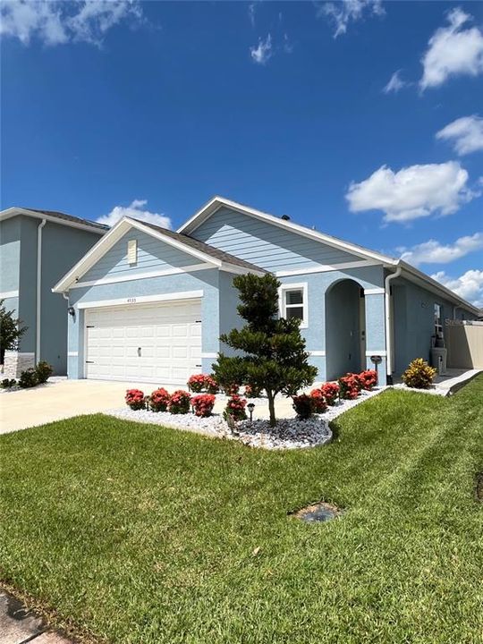 For Rent: $2,200 (3 beds, 2 baths, 1504 Square Feet)